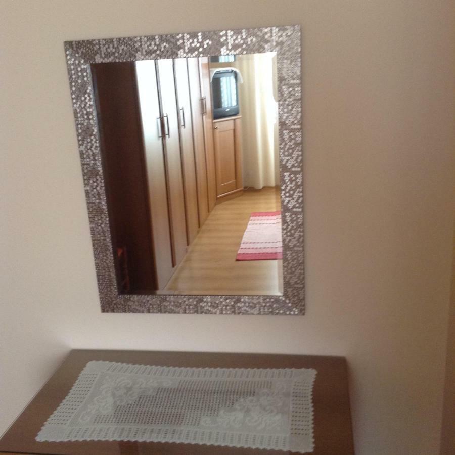 Apartment Biserka Barbat na Rabu Екстериор снимка